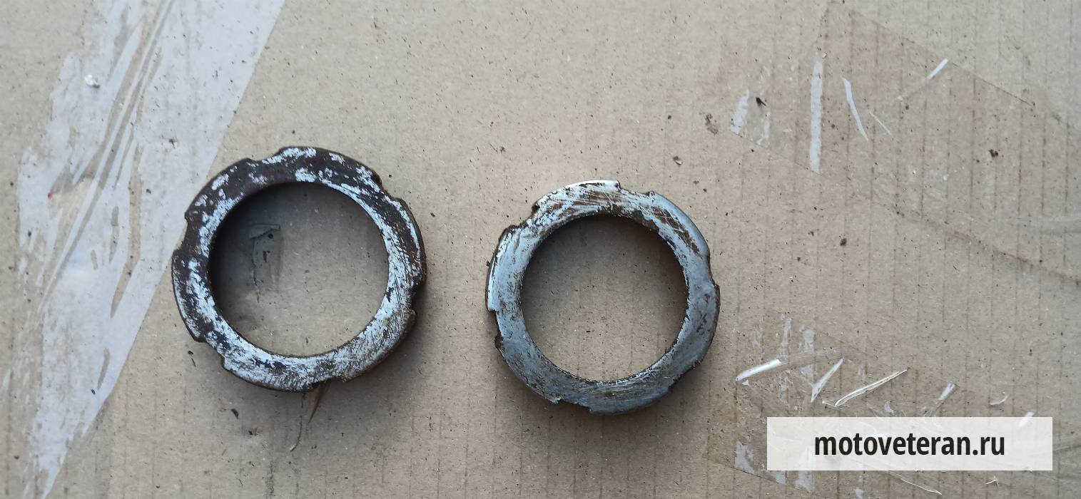 Гайки коленей глушителей на мотоцикл ИЖ Планета-2 Юпитер-2 фото
