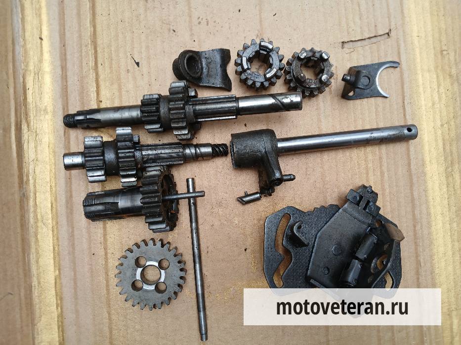 Коробка передач на мотоцикл Чезет 472 фото