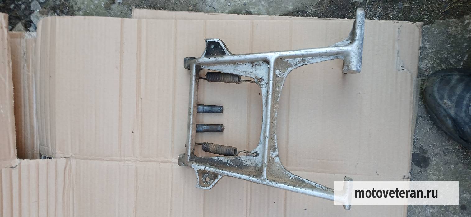 Подножка центральная + пружины + пальцы на мотоцикл Ява 638 фото