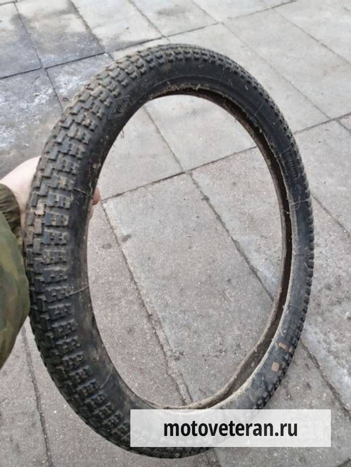 Покрышка на мопед Рига 11 фото