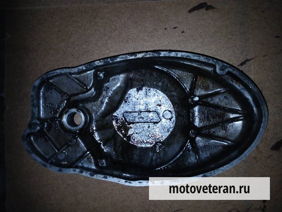 Купить Крышка двигателя левая на мотоцикл ИЖ Планета-5 Юпитер-5 в Беларуси